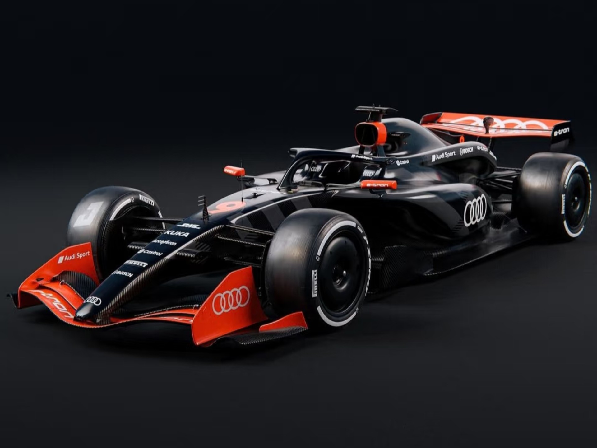 索伯车队险胜红牛车队,拉塞尔带队取胜 索伯车队险胜红牛车队,拉塞尔带队取胜