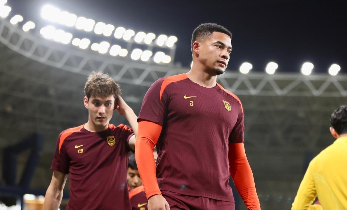 中超大战一触即发，谁能笑到最后？