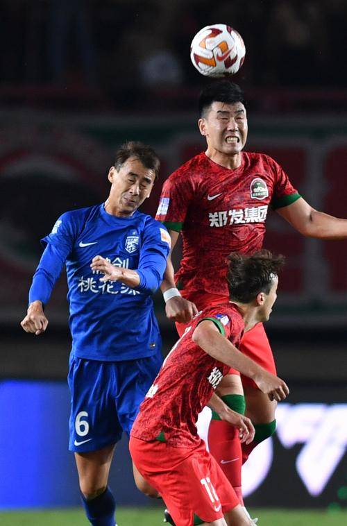 中超大战一触即发，谁能笑到最后？