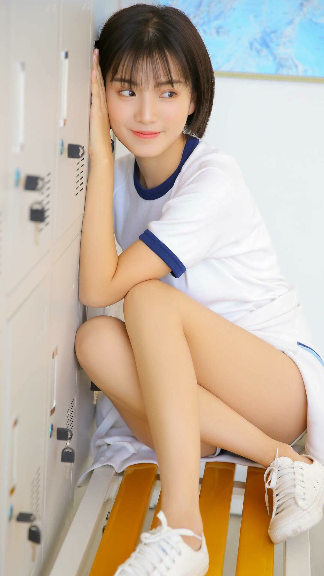 沙漠里的冷雨夜,当边缘人蒂亚戈将沙特金元足球踢进深渊